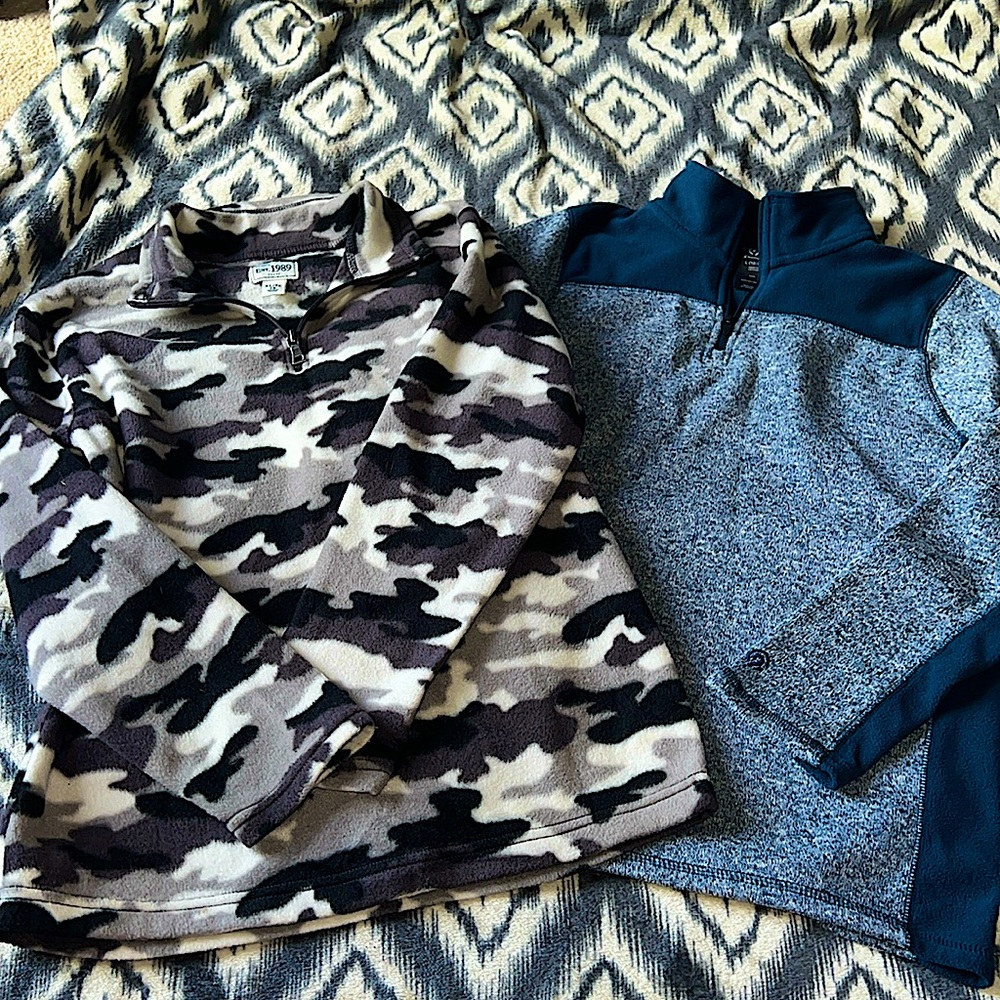 Boys 1/4 Zip fleece pullovers